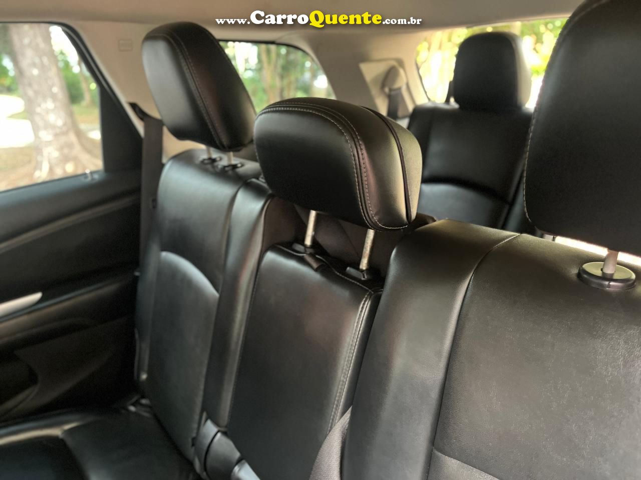 DODGE   JOURNEY SXT 3.6 V6 AUT.   PRETO 2012 3.6 GASOLINA - Loja