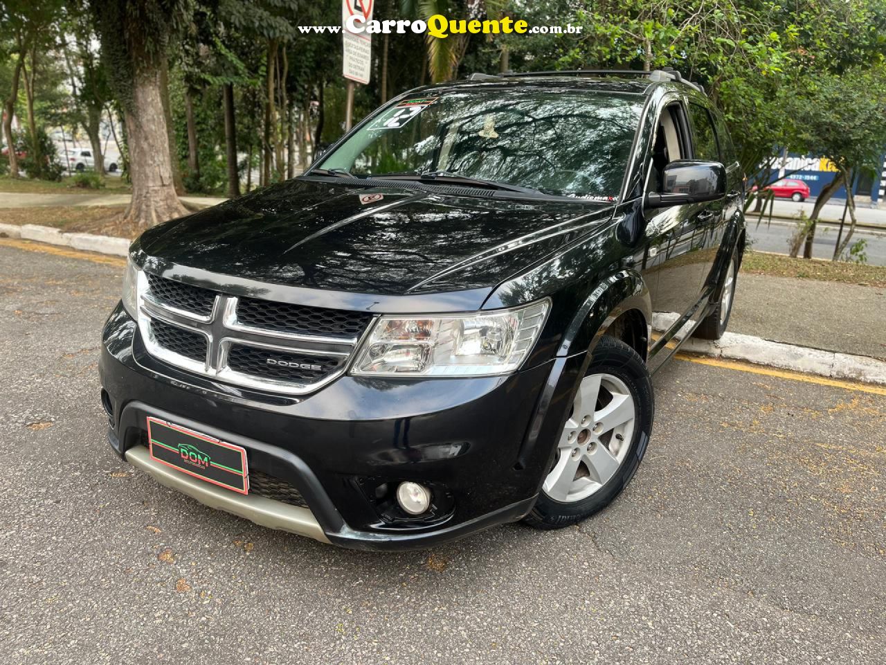 DODGE   JOURNEY SXT 3.6 V6 AUT.   PRETO 2012 3.6 GASOLINA - Loja
