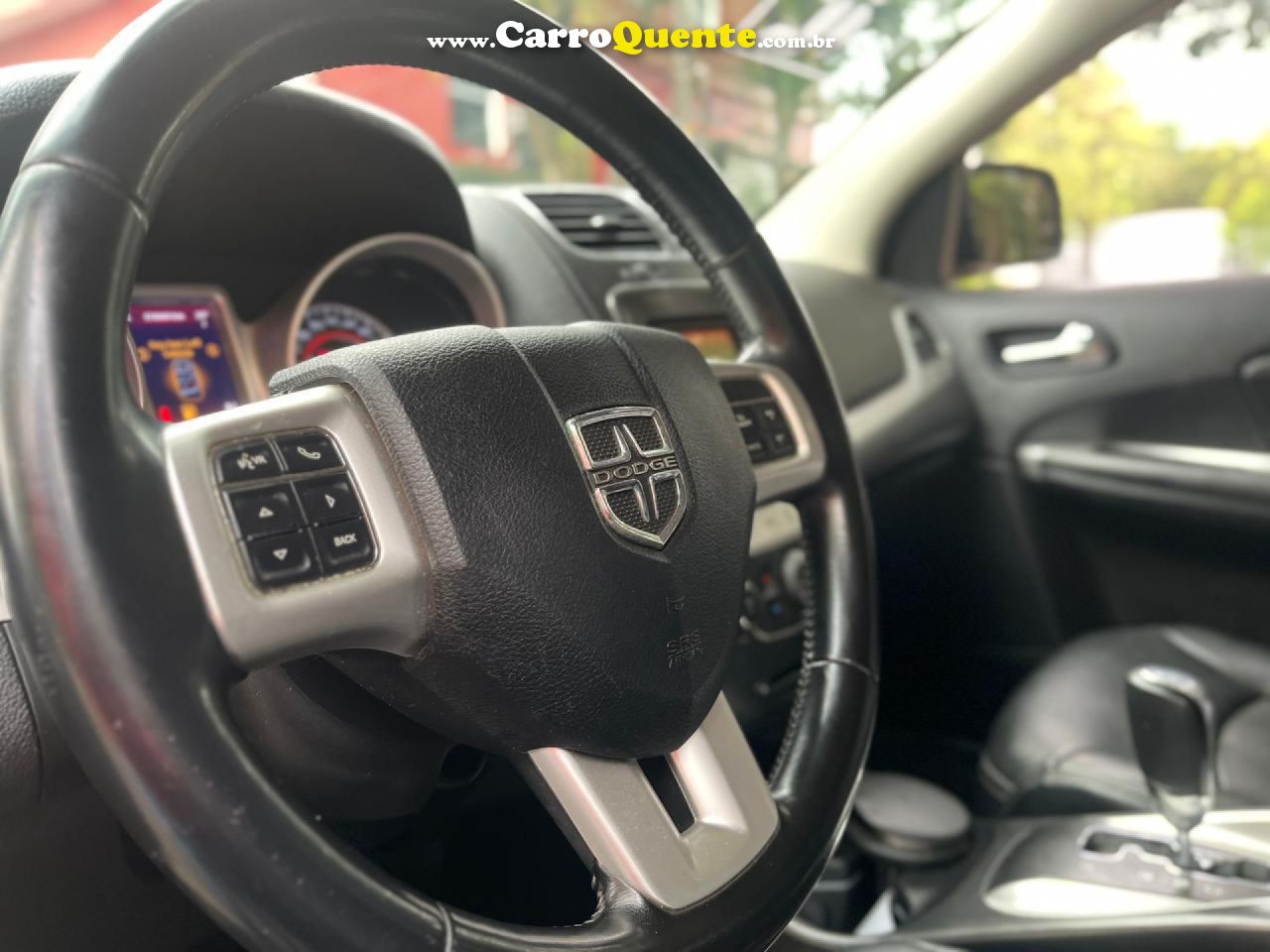 DODGE   JOURNEY SXT 3.6 V6 AUT.   PRETO 2012 3.6 GASOLINA - Loja
