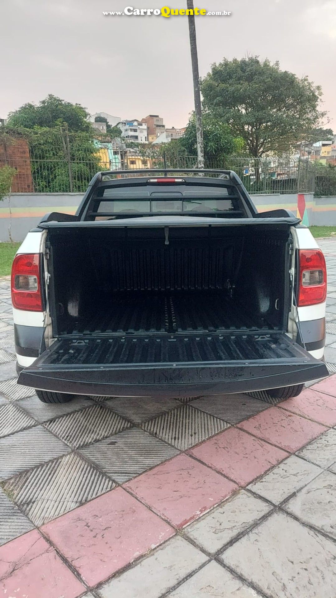 VOLKSWAGEN   SAVEIRO CROSS 1.6 T. FLEX 16V CE   BRANCO 2015 1.6 FLEX - Loja