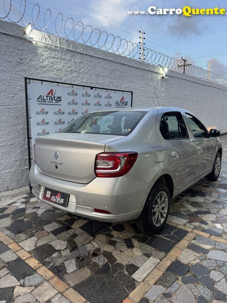 RENAULT   LOGAN LIFE FLEX 1.0 12V 4P MEC.   PRATA 2025 1.0 FLEX - Loja