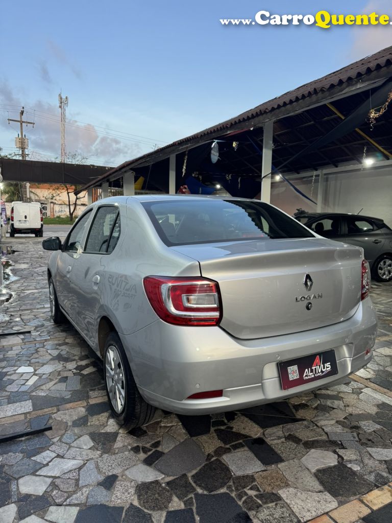 RENAULT   LOGAN LIFE FLEX 1.0 12V 4P MEC.   PRATA 2025 1.0 FLEX - Loja
