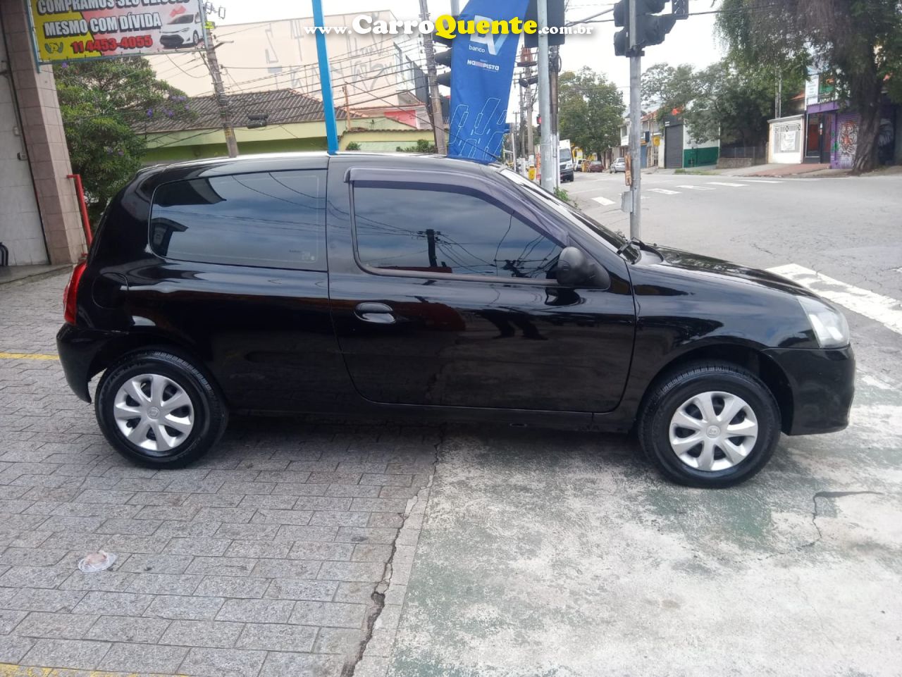 RENAULT   CLIO AUTHENTIQUE 1.0   PRETO 2015 1.0 FLEX - Loja