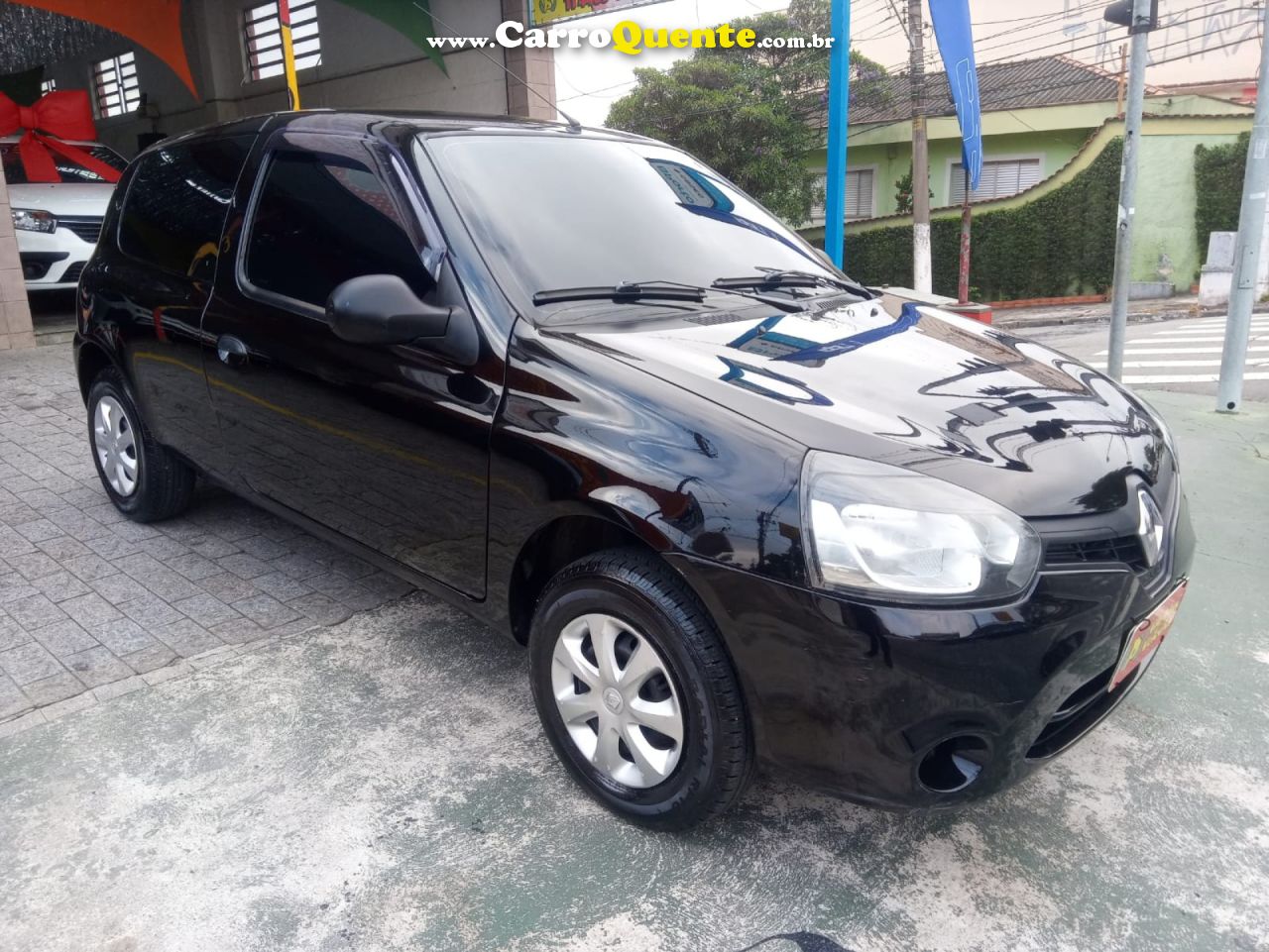 RENAULT   CLIO AUTHENTIQUE 1.0   PRETO 2015 1.0 FLEX - Loja