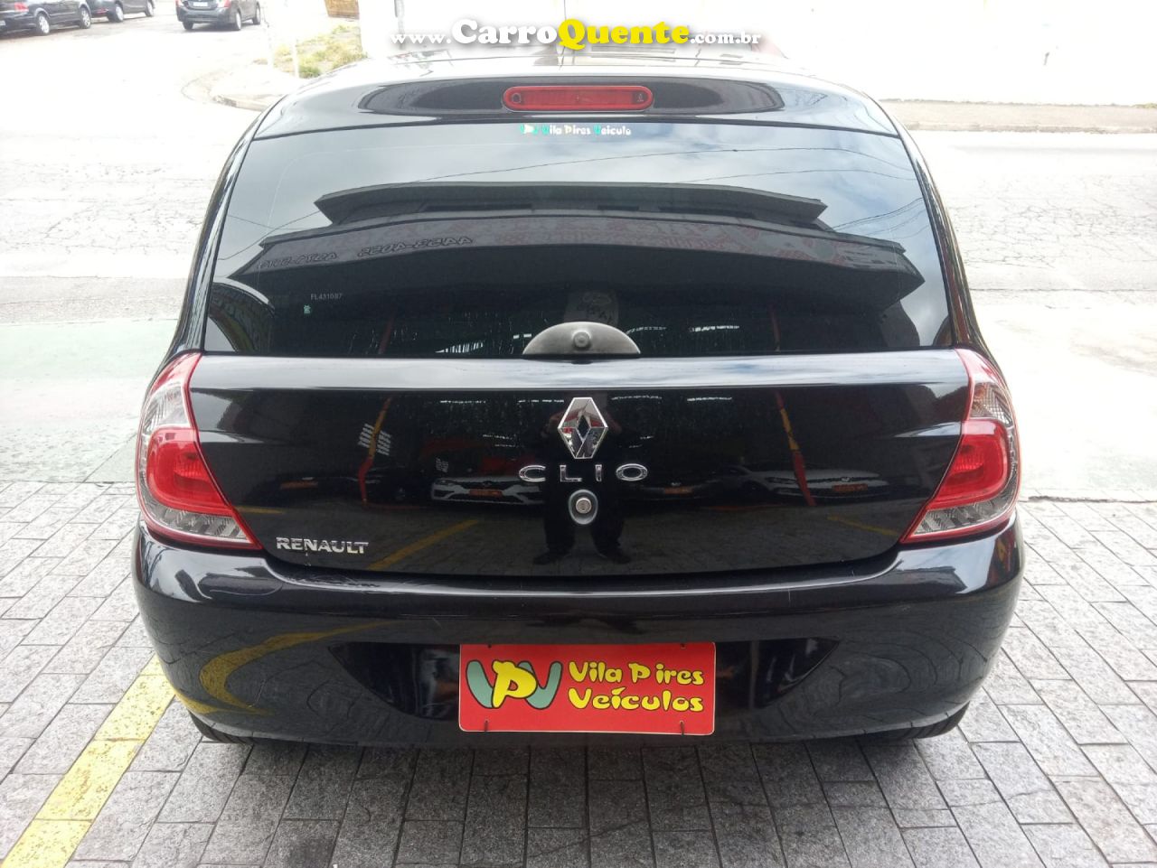 RENAULT   CLIO AUTHENTIQUE 1.0   PRETO 2015 1.0 FLEX - Loja