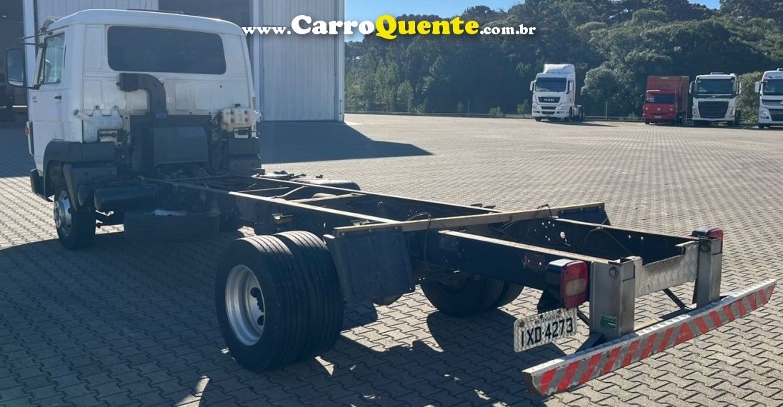 Volkswagen 8-160 VW 8-160 E Delivery 2p Chassi - Loja