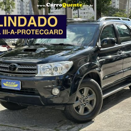 TOYOTA   HILUX SW4 SRV 4X4 4.0 V6 24V AUT.   PRETO 2010 4.0 DIESEL
