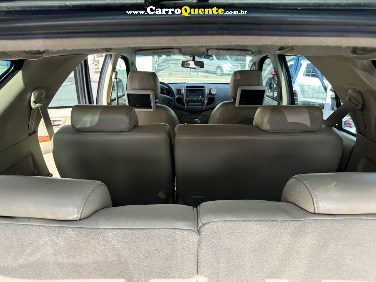 TOYOTA   HILUX SW4 SRV 4X4 4.0 V6 24V AUT.   PRETO 2010 4.0 DIESEL - Loja