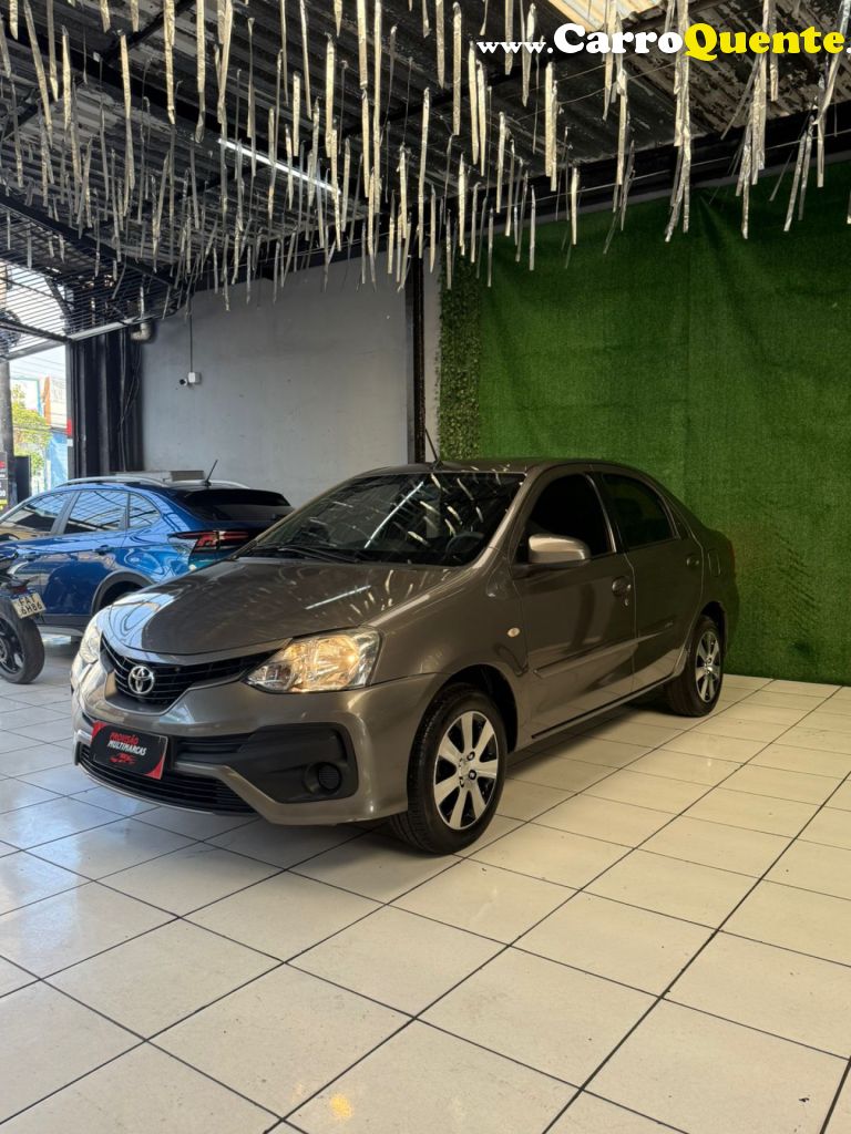 TOYOTA   ETIOS XS 1.5 FLEX 16V 5P MEC.   CINZA 2018 1.5 FLEX - Loja