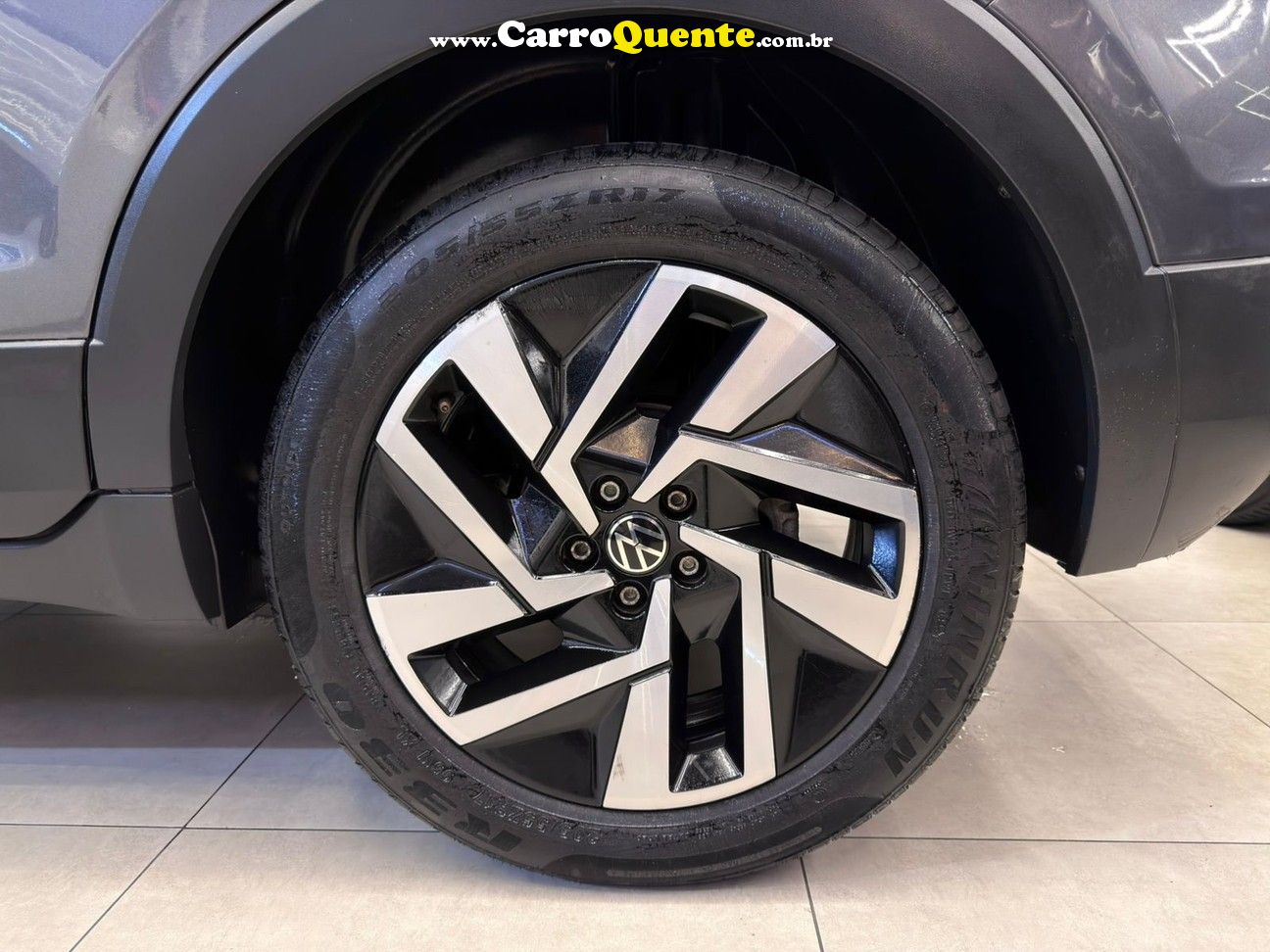 VOLKSWAGEN T-CROSS 2025 - Loja