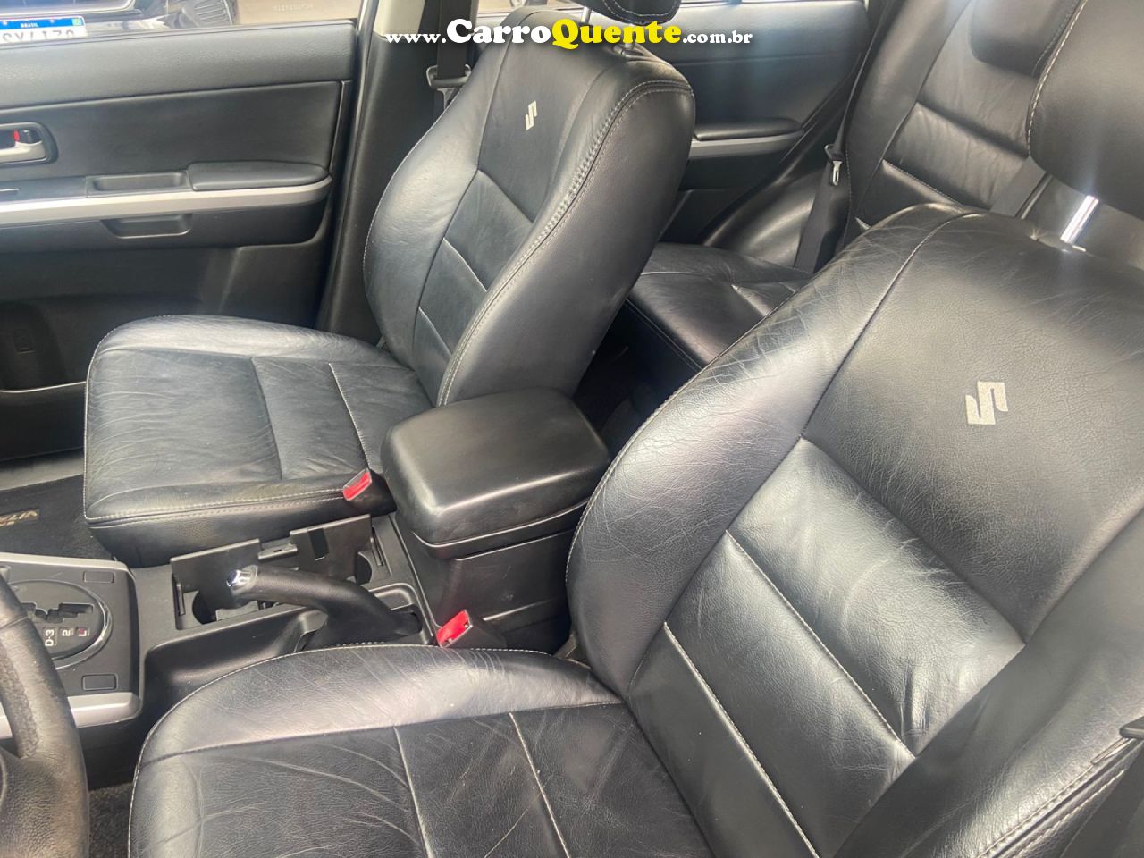 SUZUKI   GRAND VITARA 2.0 16V 4X24X4 5P AUT.   BRANCO 2012 2.0 GASOLINA - Loja