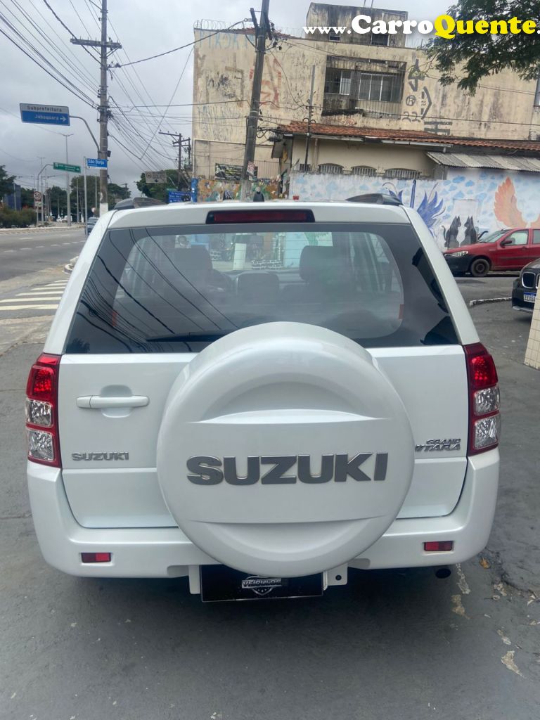 SUZUKI   GRAND VITARA 2.0 16V 4X24X4 5P AUT.   BRANCO 2012 2.0 GASOLINA - Loja