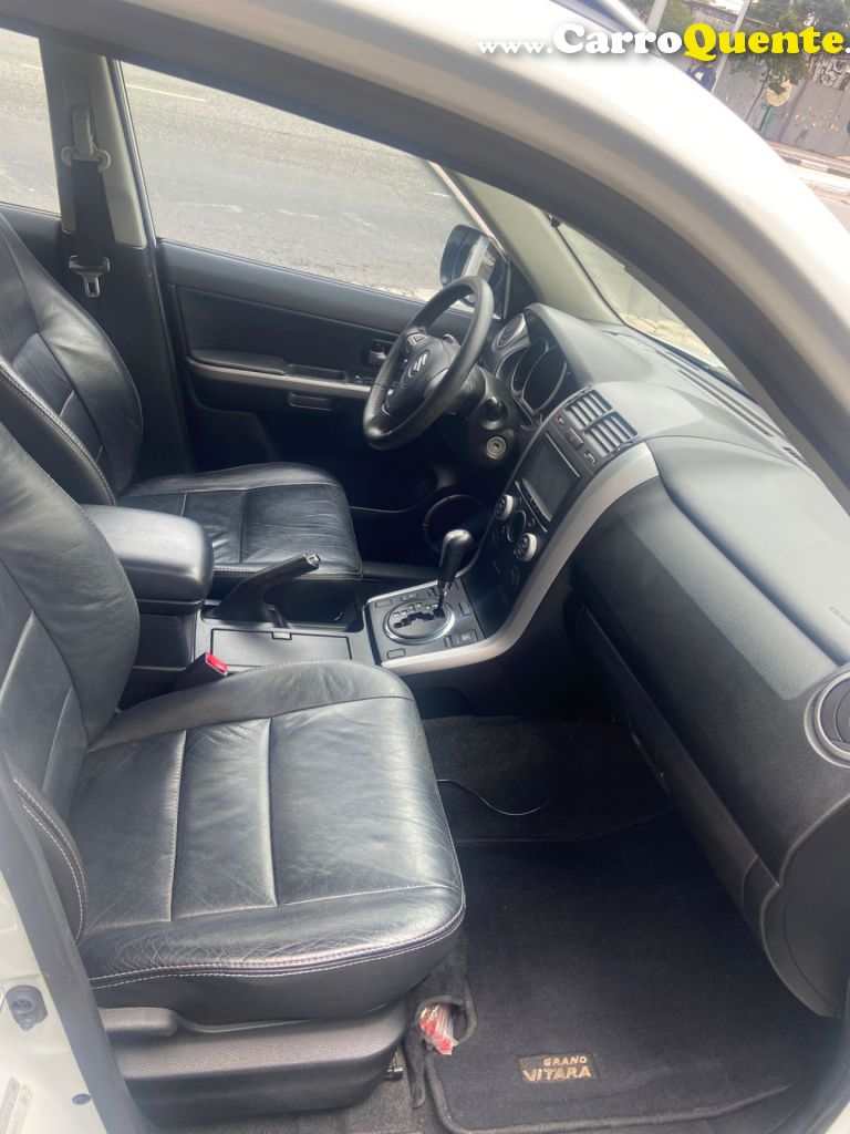 SUZUKI   GRAND VITARA 2.0 16V 4X24X4 5P AUT.   BRANCO 2012 2.0 GASOLINA - Loja