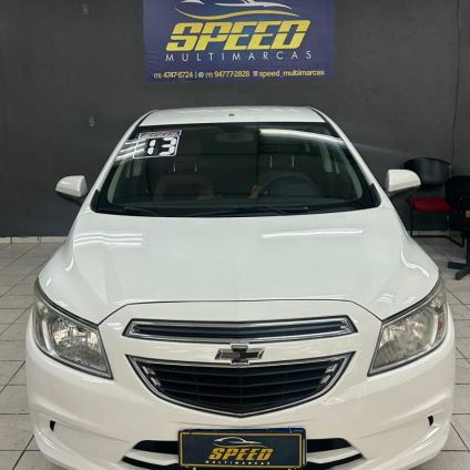 CHEVROLET   ONIX HATCH LS 1.0 8V FLEXPOWER 5P MEC.   BRANCO 2013 1.0 FLEX