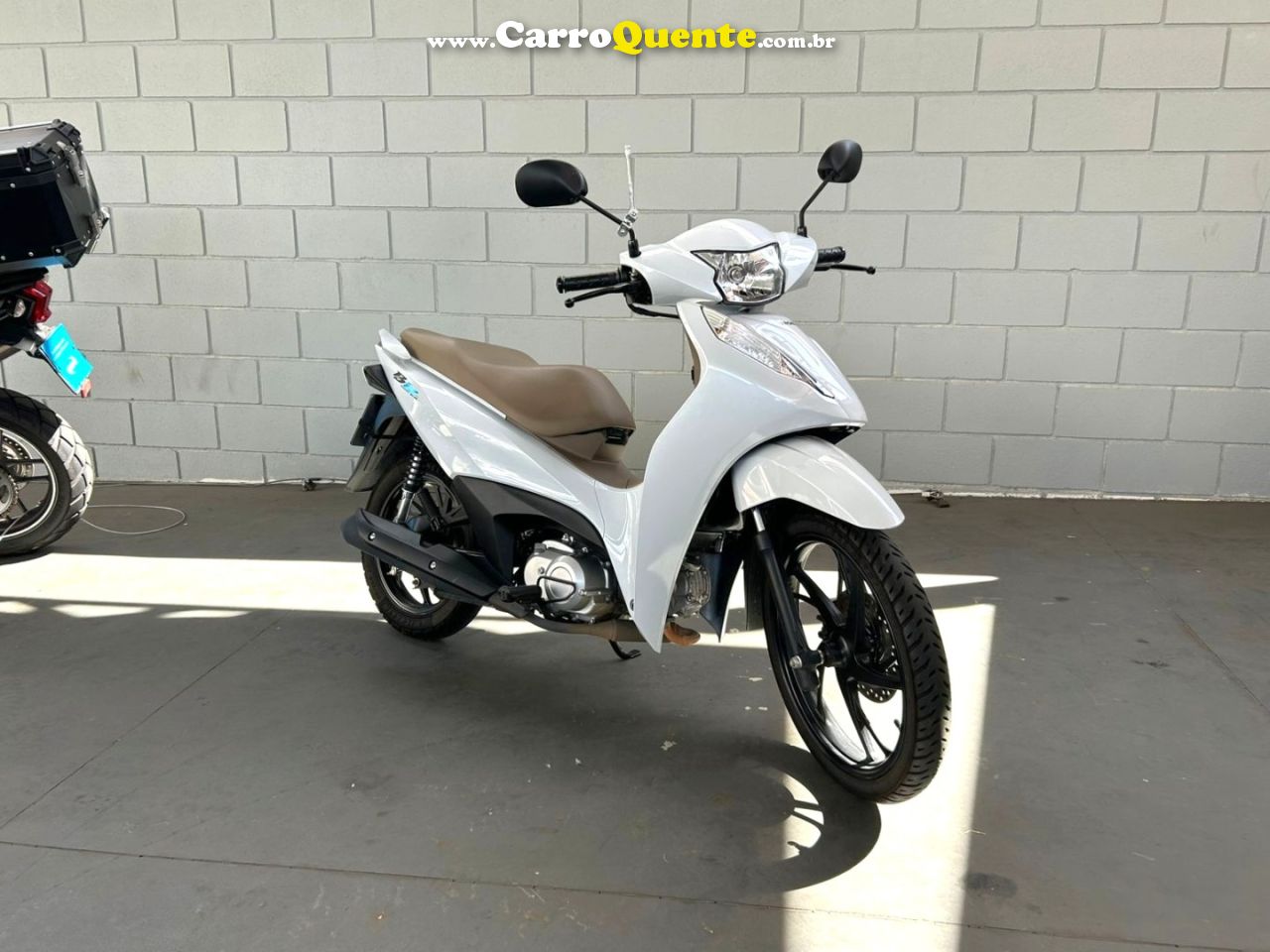 HONDA BIZ 125 EX 2025  Flex Semi Automático - Loja