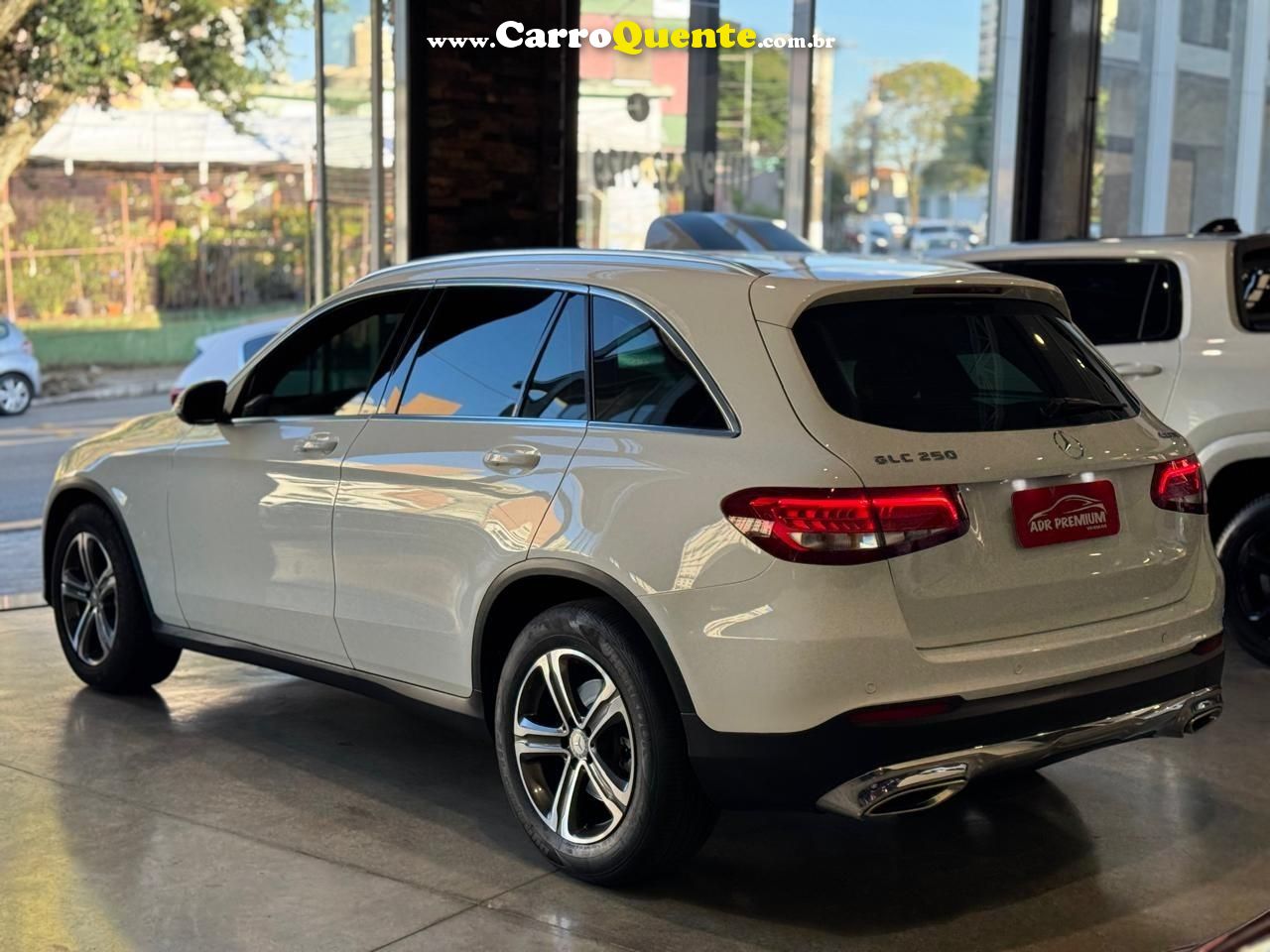 MERCEDES-BENZ GLC 250 4MATIC 2016 - Loja