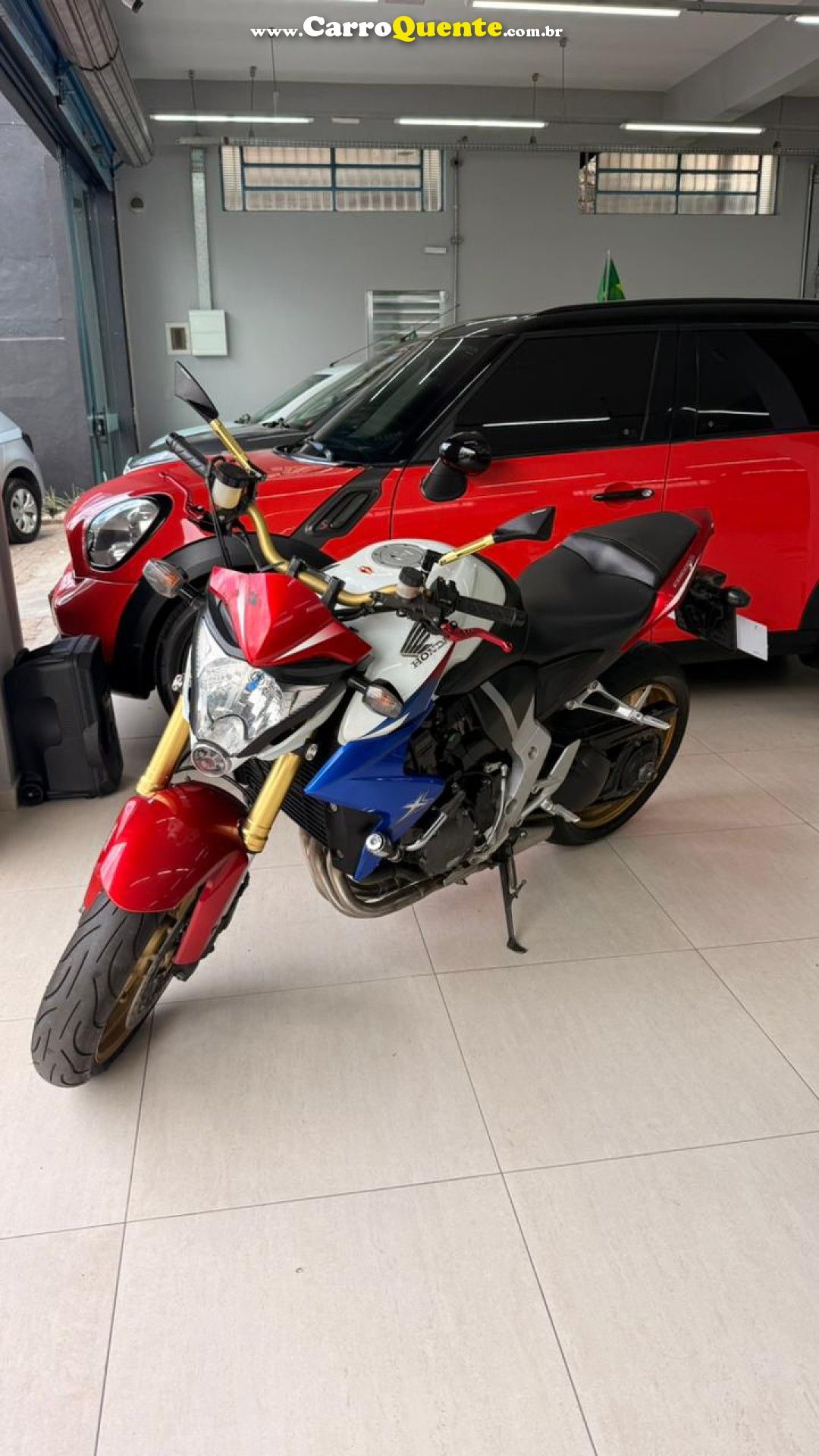 HONDA   CB 1000RABS   BRANCO 2013 2.5 GASOLINA - Loja