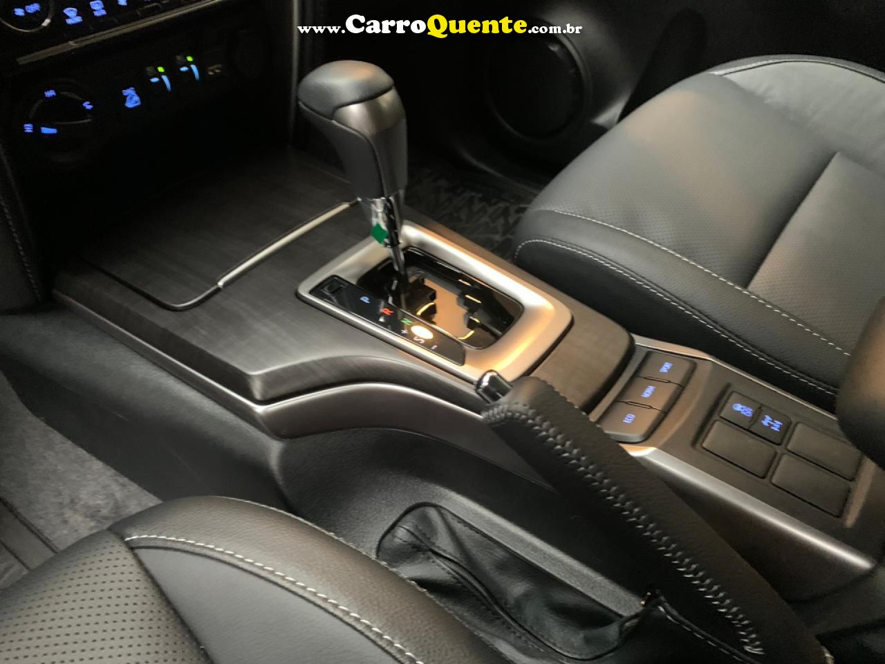 TOYOTA   2.8 D-4D TURBO DIESEL SRX PLATINUM 7L 4X4 AUTOMÁTICO   PRETO 2026 2.8 DIESEL - Loja