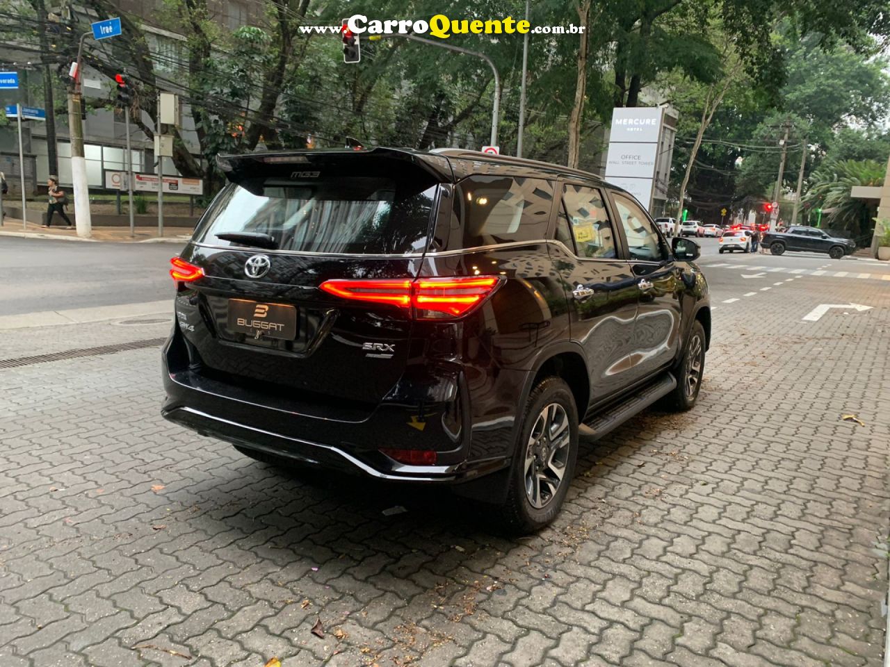 TOYOTA   2.8 D-4D TURBO DIESEL SRX PLATINUM 7L 4X4 AUTOMÁTICO   PRETO 2026 2.8 DIESEL - Loja