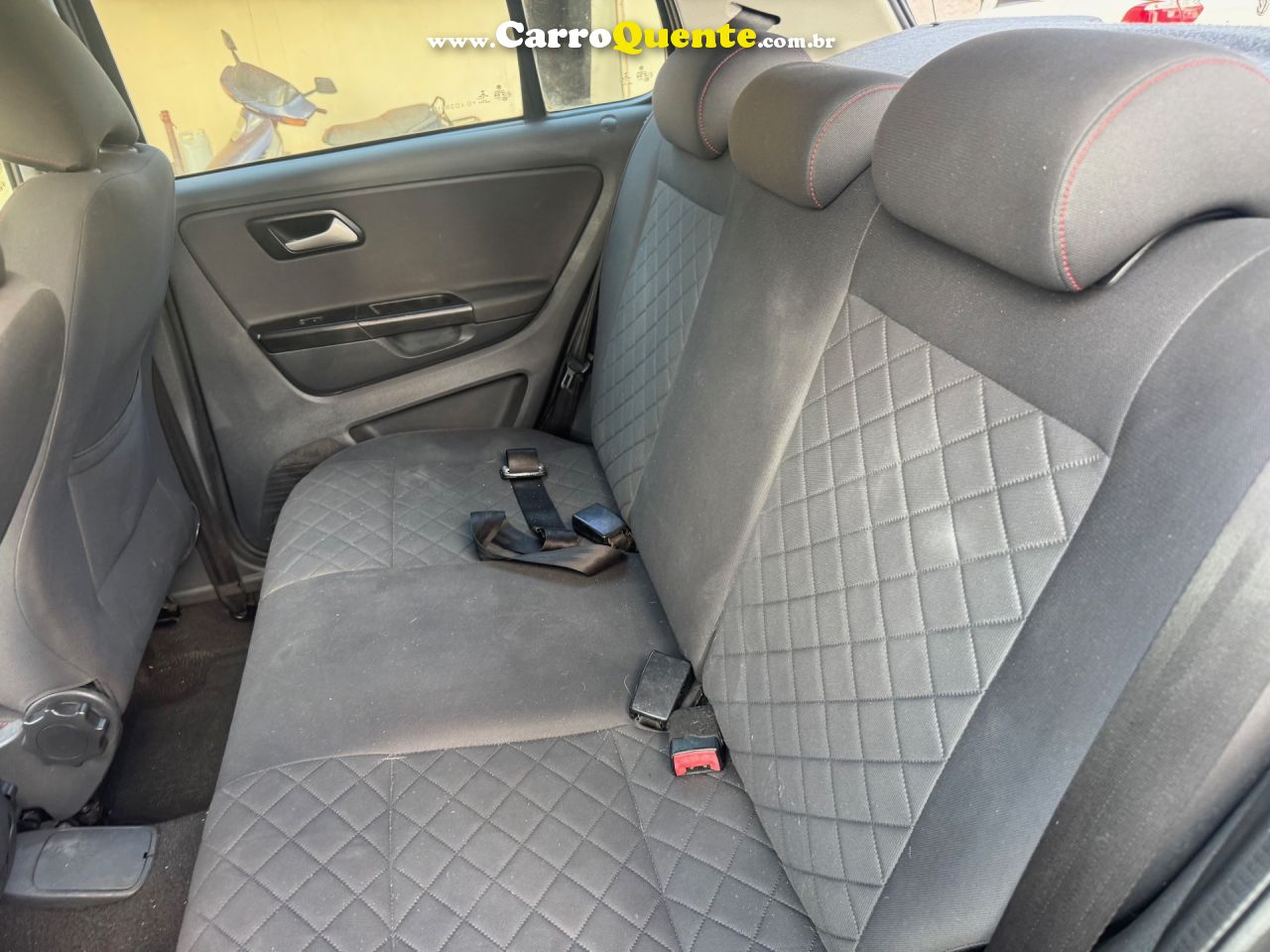 VOLKSWAGEN   FOX HIGHLINE1.6 FLEX 16V 5P   PRETO 2016 1.6 FLEX - Loja