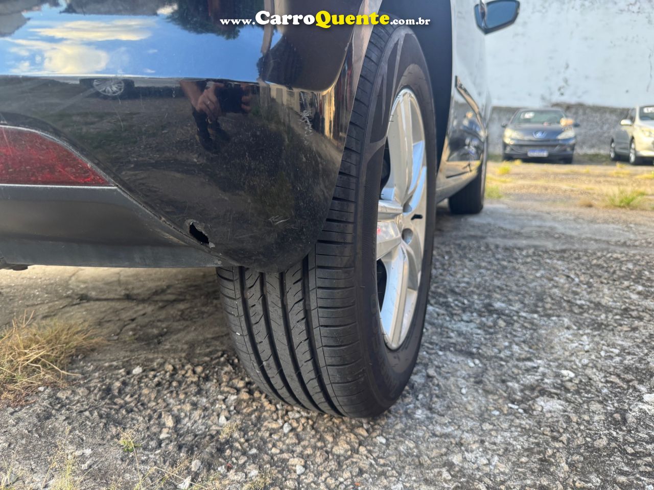 VOLKSWAGEN   FOX HIGHLINE1.6 FLEX 16V 5P   PRETO 2016 1.6 FLEX - Loja