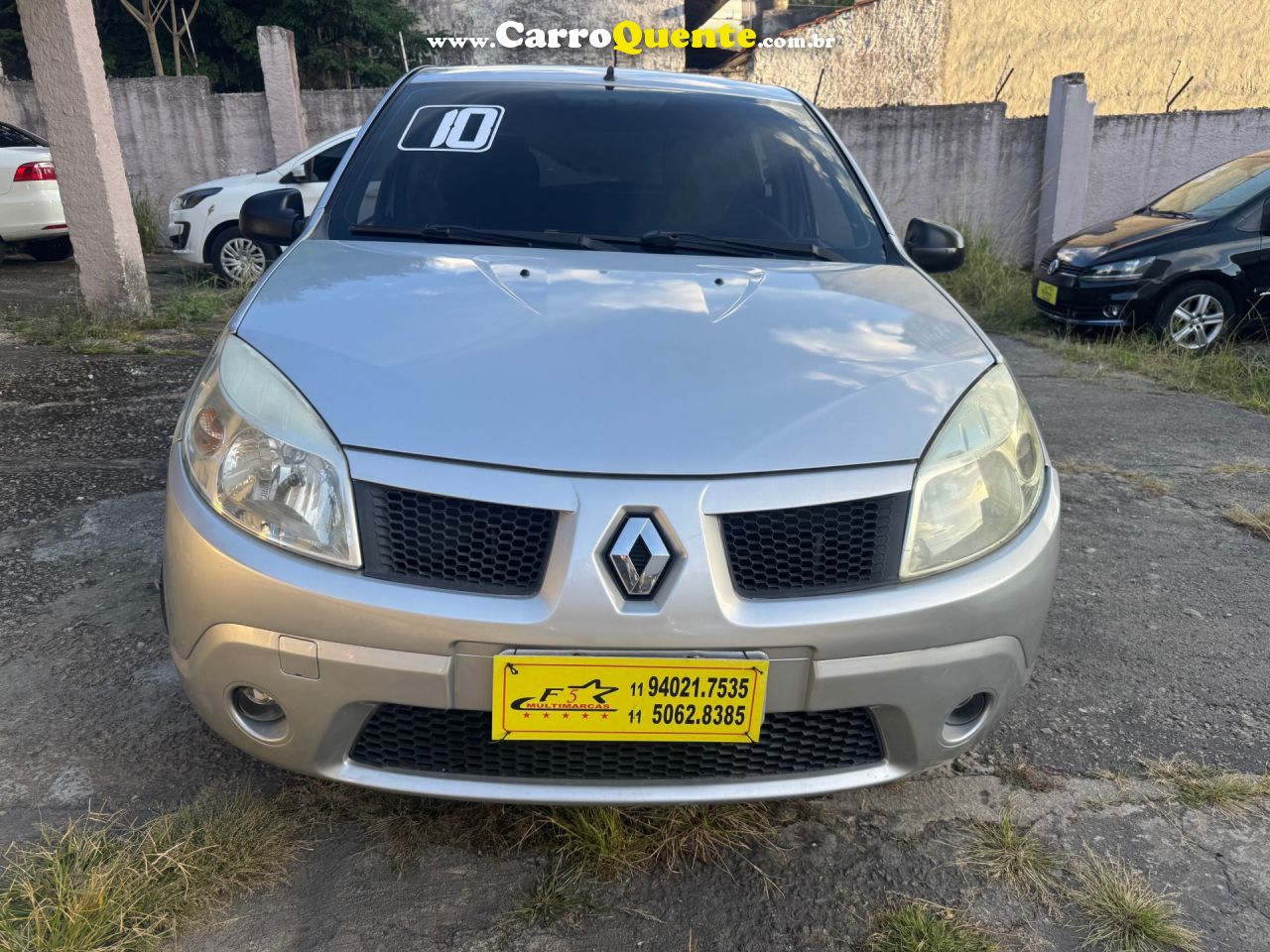 RENAULT   SANDERO EXPRESSION HI-FLEX 1.0 16V 5P   PRATA 2010 1.0 GASOLINA - Loja