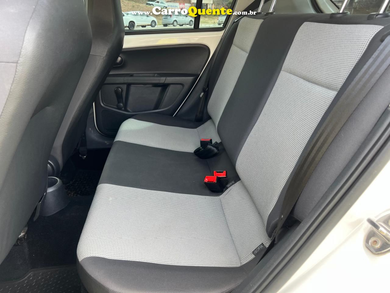 VOLKSWAGEN   UP! TAKE 1.0 TOTAL FLEX 12V 5P   BRANCO 2016 1.0 FLEX - Loja