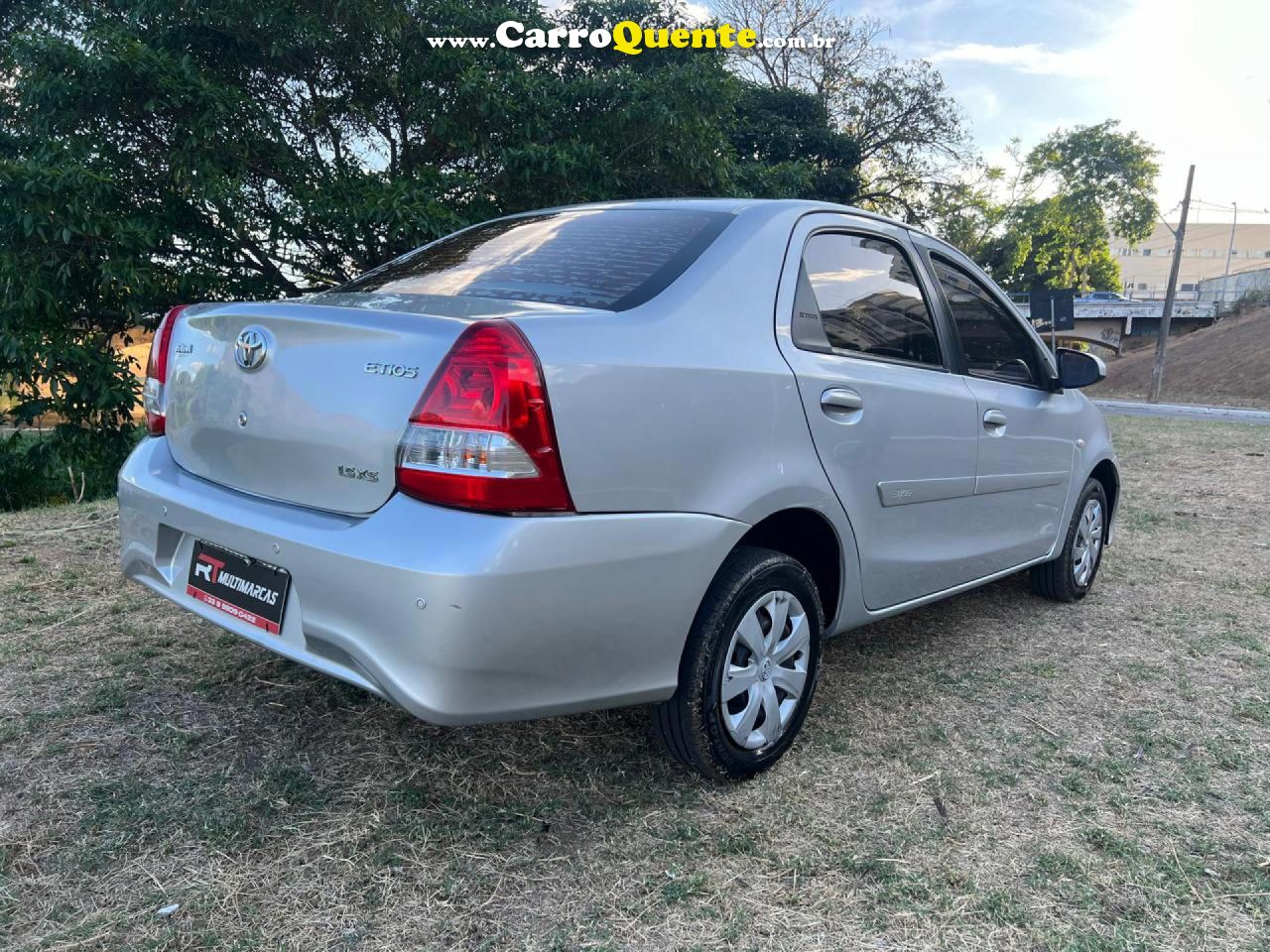 TOYOTA   ETIOS XS 1.5 FLEX 16V 5P AUT.   PRATA 2018 1.5 FLEX - Loja