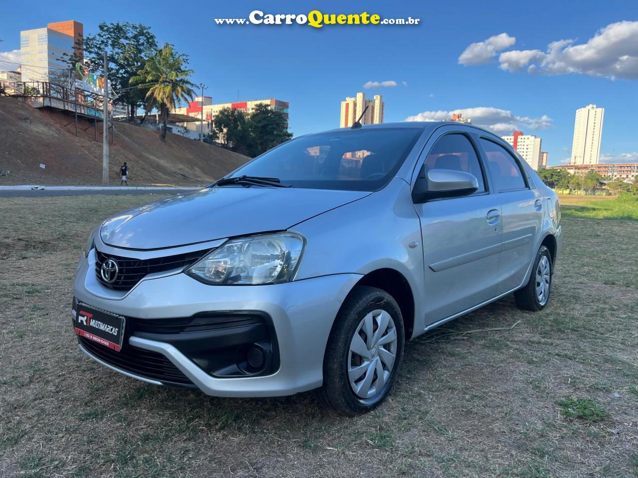TOYOTA   ETIOS XS 1.5 FLEX 16V 5P AUT.   PRATA 2018 1.5 FLEX - Loja