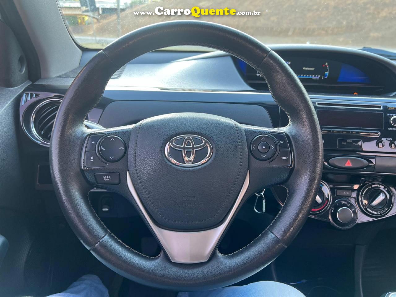 TOYOTA   ETIOS XS 1.5 FLEX 16V 5P AUT.   PRATA 2018 1.5 FLEX - Loja