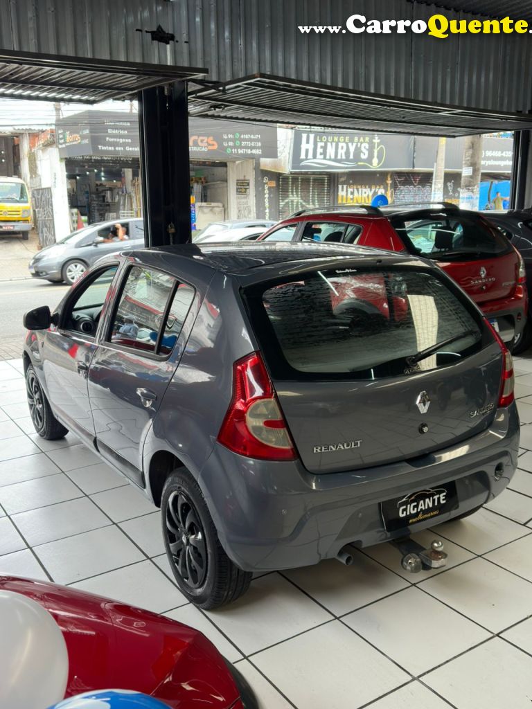 RENAULT   SANDERO EXPRESSION HI-FLEX 1.6 8V 5P   CINZA 2011 1.6 FLEX - Loja