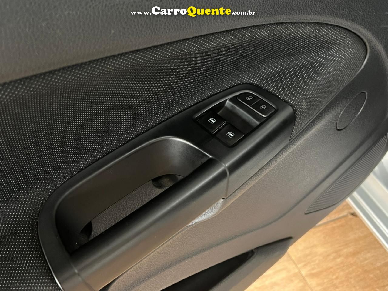 VOLKSWAGEN   GOL 1.6 MSI FLEX 8V 5P   PRATA 2022 1.6 FLEX - Loja