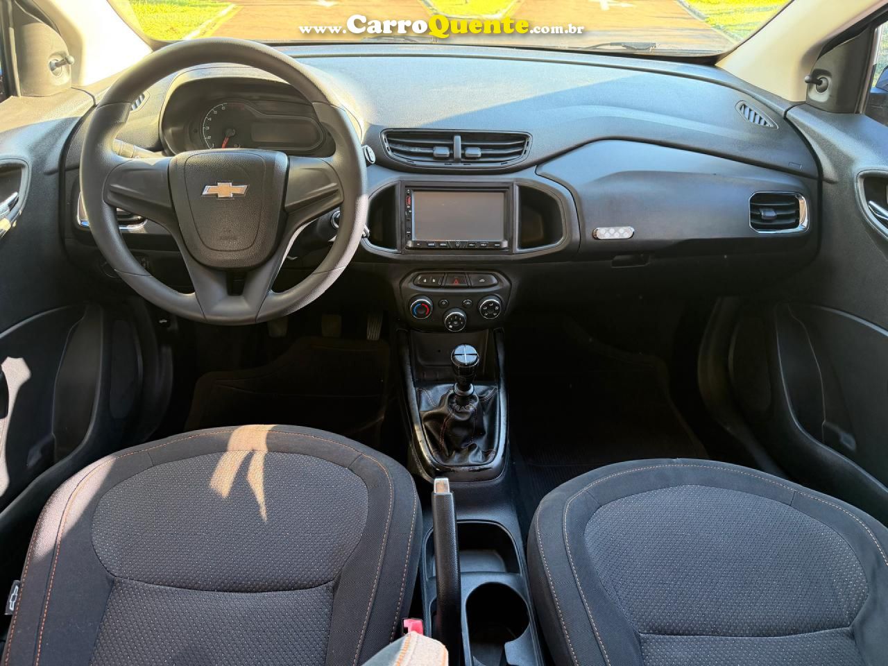 CHEVROLET   ONIX HATCH LT 1.4 8V FLEXPOWER 5P MEC.   PRETO 2014 1.4 FLEX - Loja