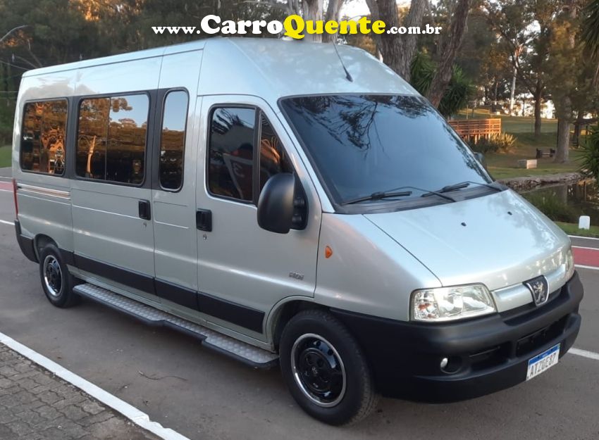 Peugeot BOXER 2.3 HDI NIKS EXECUTIVO 350 FURGÃO LONGO TETO ELEVADO VIDRADO 8V DIESEL 3P MANUAL - Loja