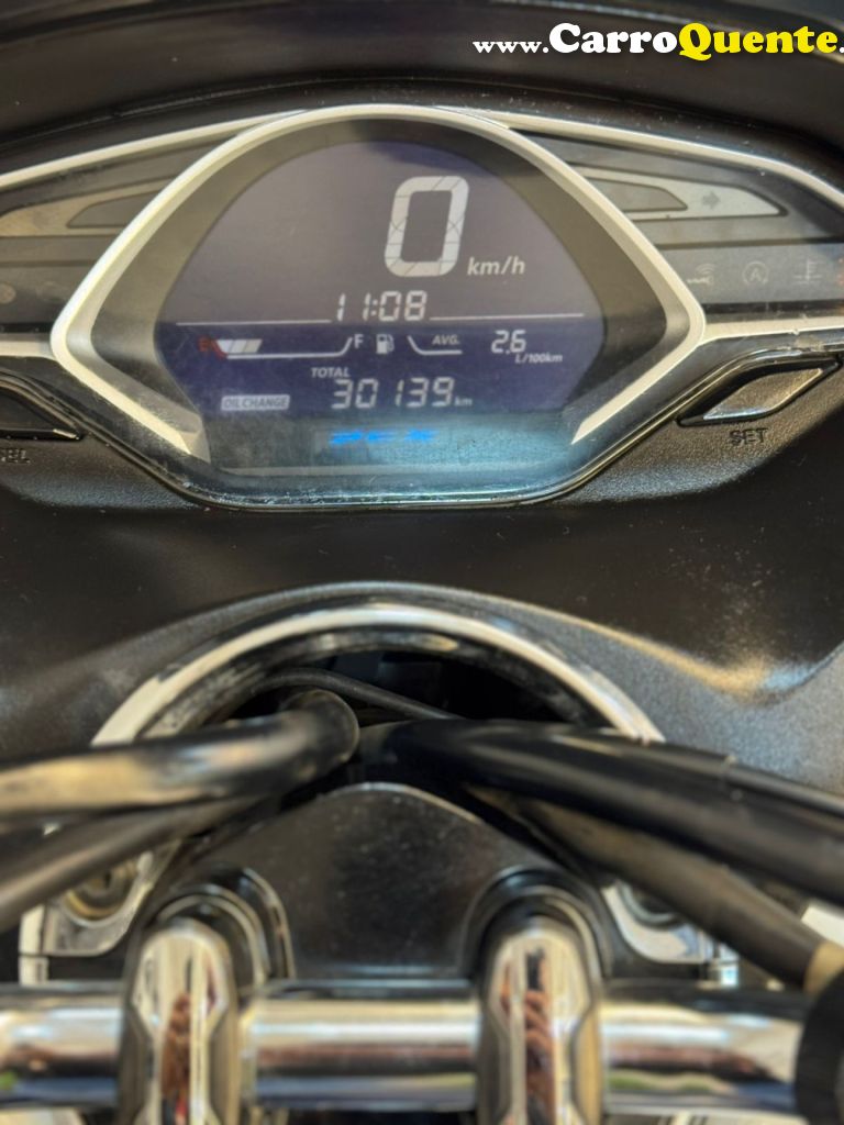 HONDA   PCX 150 SPORT   BRANCO 2022 150 GASOLINA - Loja