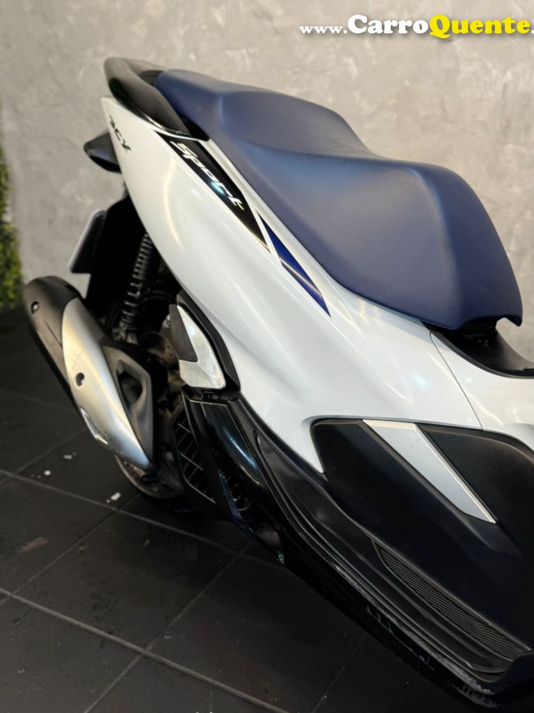 HONDA   PCX 150 SPORT   BRANCO 2022 150 GASOLINA - Loja
