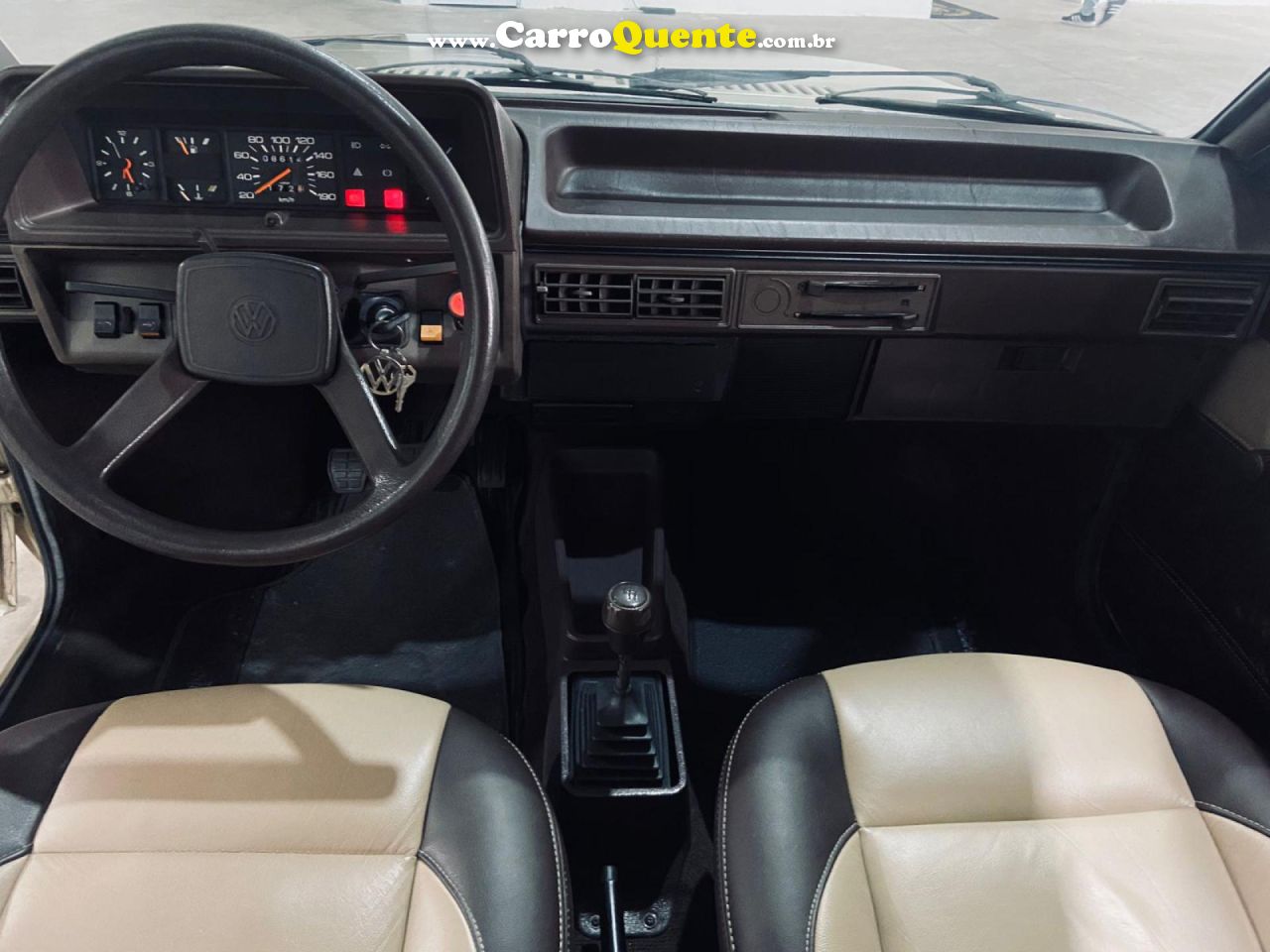 VOLKSWAGEN   VOYAGE LLSPLUSGLSSSPORTSUPER L.ANG   BEGE 1986 1.6 GASOLINA - Loja
