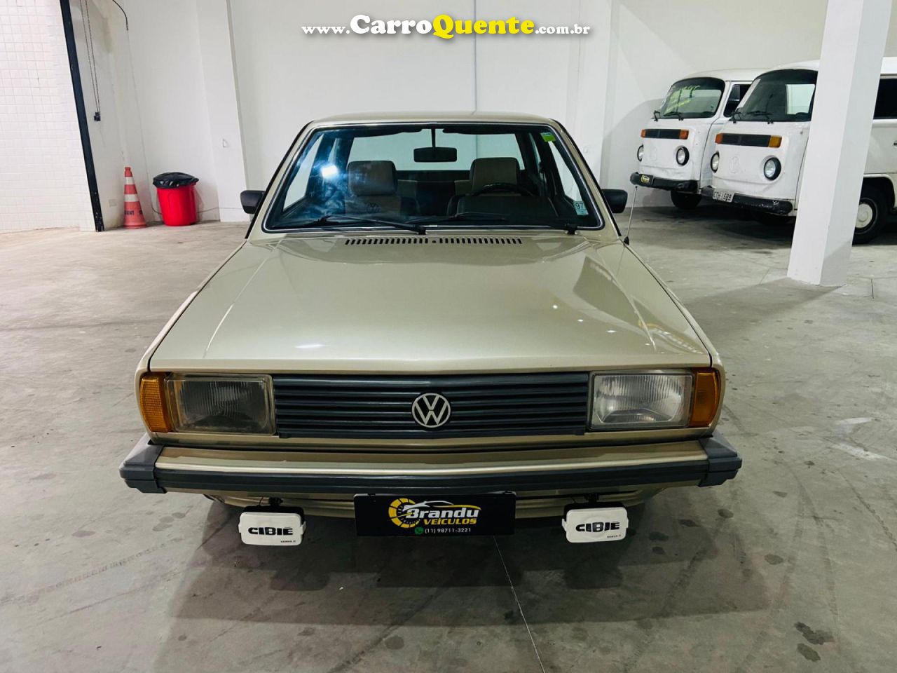 VOLKSWAGEN   VOYAGE LLSPLUSGLSSSPORTSUPER L.ANG   BEGE 1986 1.6 GASOLINA - Loja