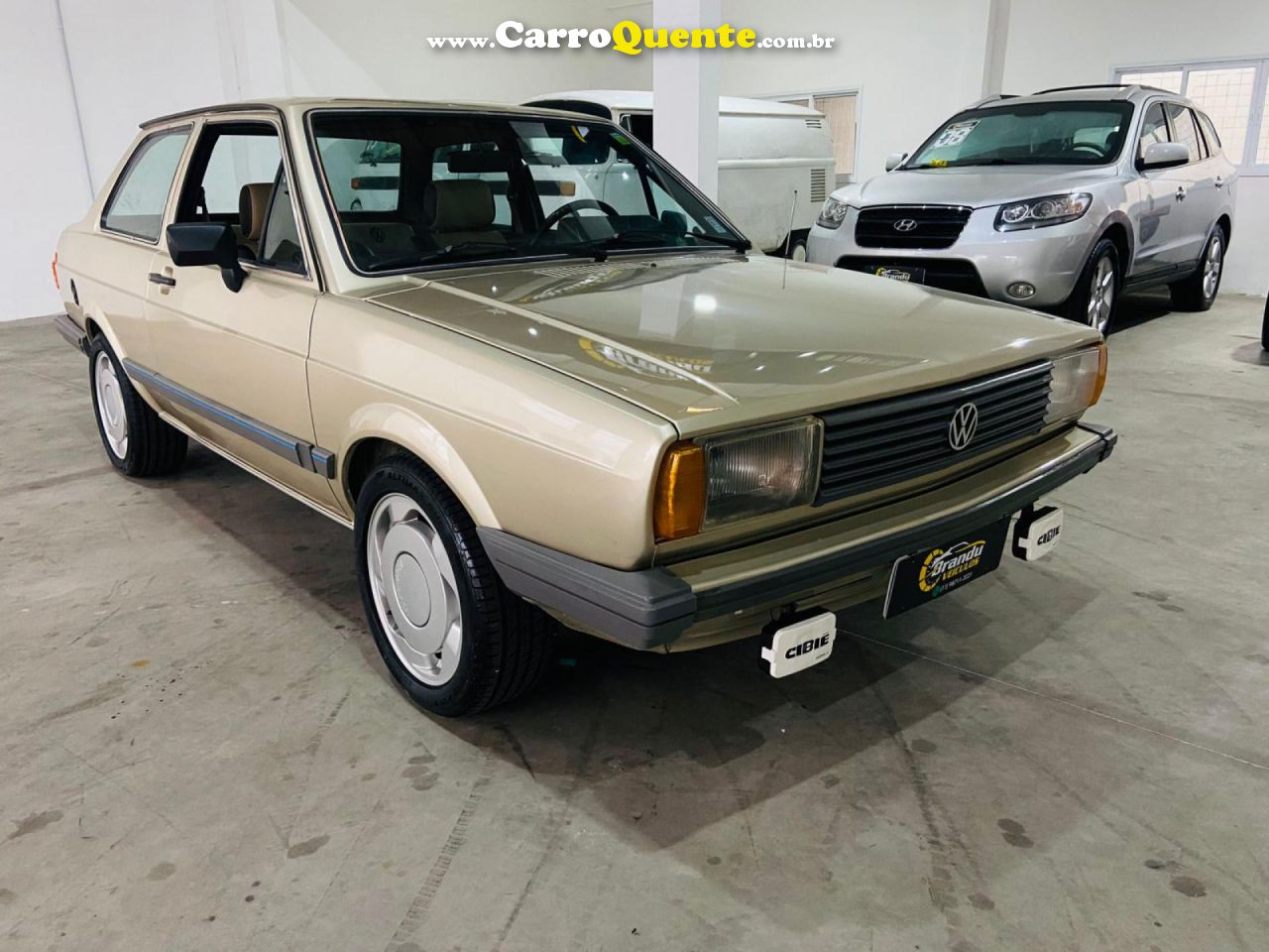 VOLKSWAGEN   VOYAGE LLSPLUSGLSSSPORTSUPER L.ANG   BEGE 1986 1.6 GASOLINA - Loja