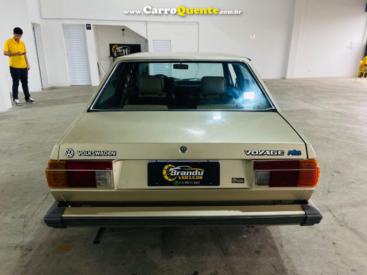 VOLKSWAGEN   VOYAGE LLSPLUSGLSSSPORTSUPER L.ANG   BEGE 1986 1.6 GASOLINA - Loja