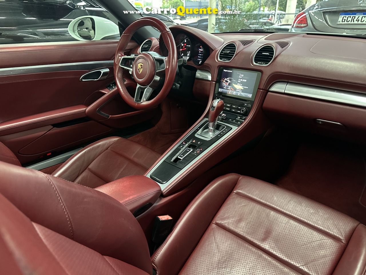 PORSCHE   718 BOXSTER 2.0 300CV   BRANCO 2017 2.0 GASOLINA - Loja