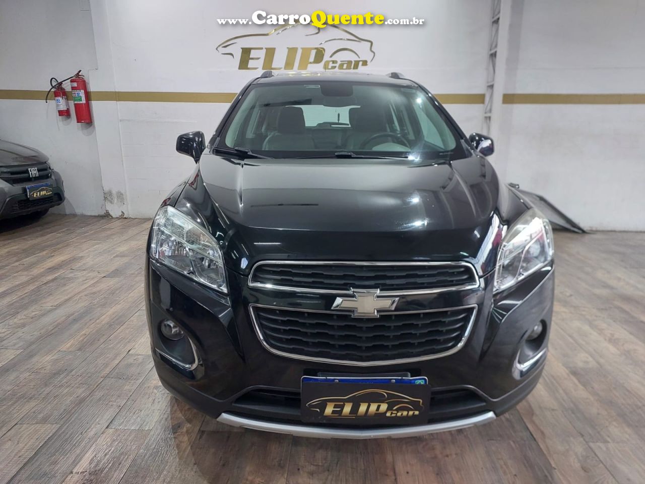 CHEVROLET   TRACKER LTZ 1.8 16V FLEX 4X2 AUT.   PRETO 2014 1.8 FLEX - Loja