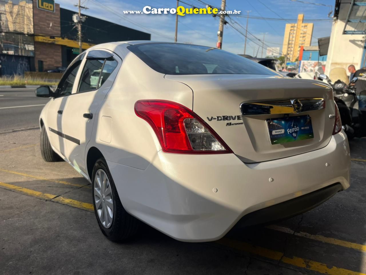 NISSAN   VERSA V-DRIVE PLUS 1.6 16V FLEX AUT.   BRANCO 2021 1.6 FLEX - Loja