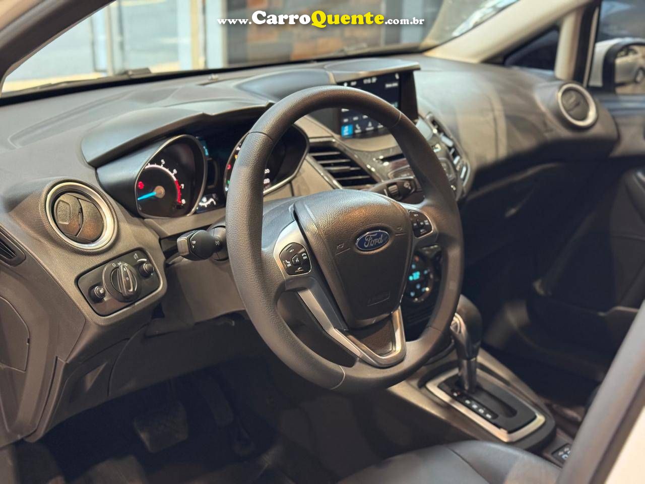 FORD FIESTA 1.6 TIVCT TITANIUM 2018 - Loja