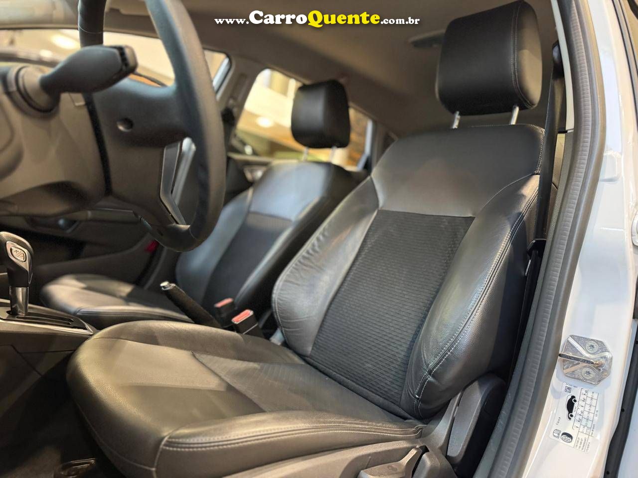 FORD FIESTA 1.6 TIVCT TITANIUM 2018 - Loja