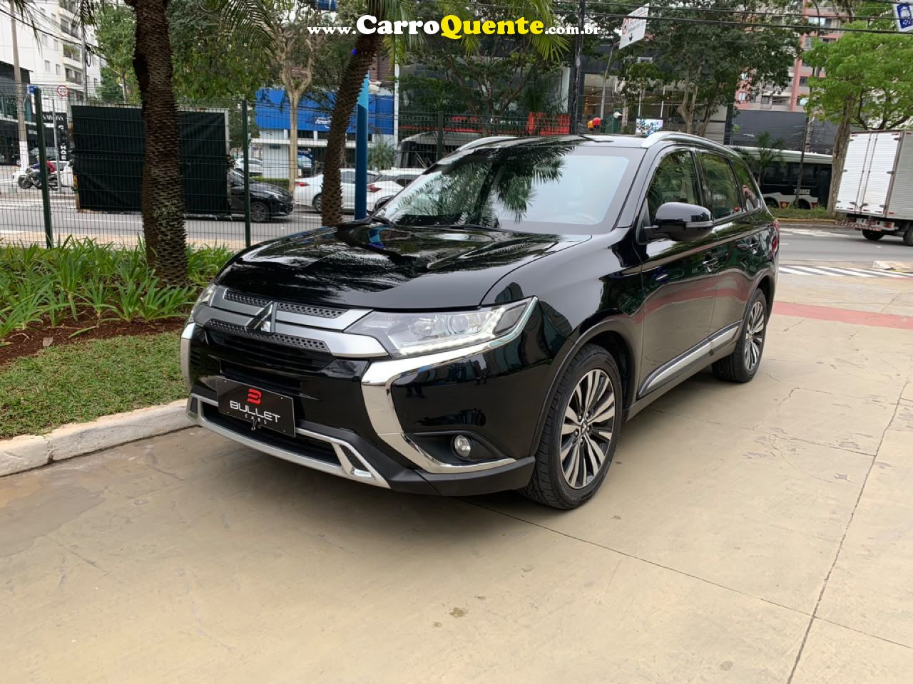MITSUBISHI   2.0 MIVEC GASOLINA HPE AUTOMÁT   PRETO 2020 2.0 GASOLINA - Loja