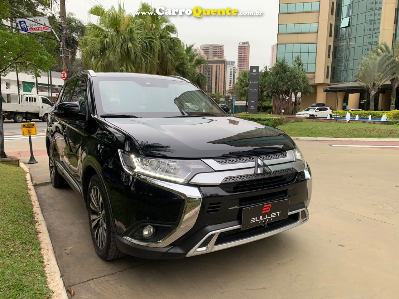 MITSUBISHI   2.0 MIVEC GASOLINA HPE AUTOMÁT   PRETO 2020 2.0 GASOLINA - Loja