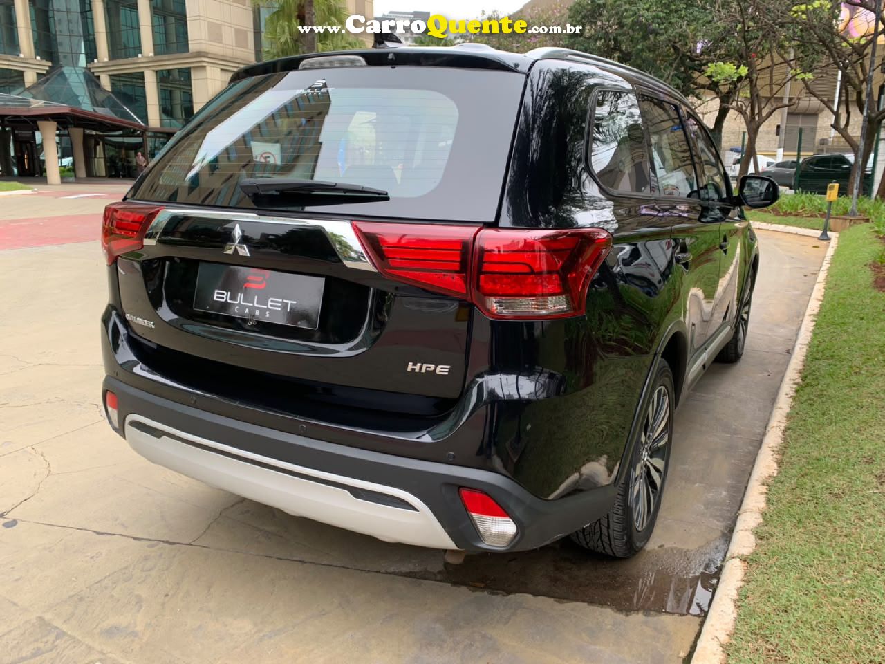 MITSUBISHI   2.0 MIVEC GASOLINA HPE AUTOMÁT   PRETO 2020 2.0 GASOLINA - Loja