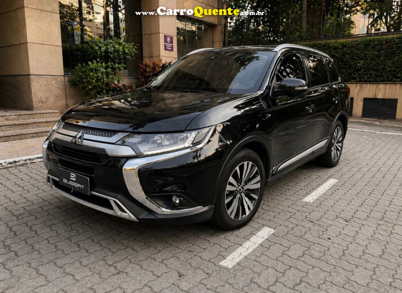 MITSUBISHI   2.0 MIVEC GASOLINA HPE AUTOMÁT   PRETO 2020 2.0 GASOLINA - Loja