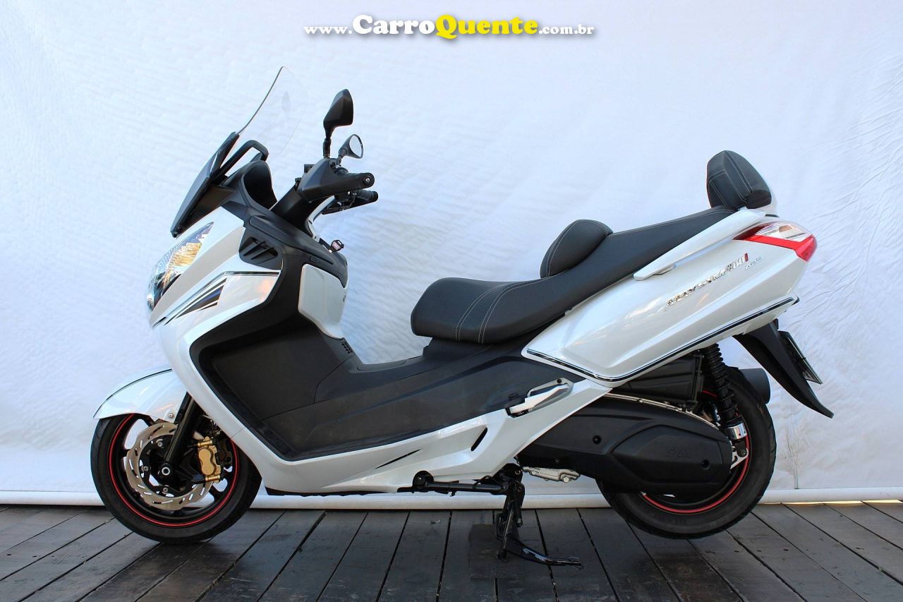 DAFRA MAXSYM 400i 2024 - Loja
